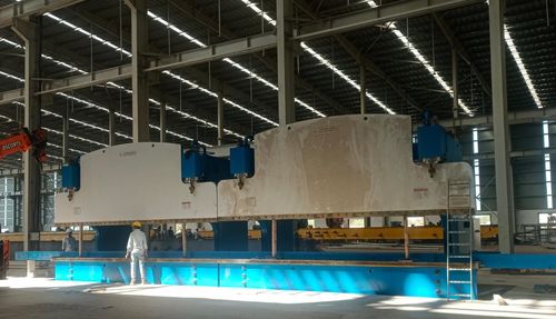 กรณี บริษัท ล่าสุดเกี่ยวกับ เส้นสายเสาไฟ 13 เมตรรวม 2-WE67K-1200-6500 เบรกกดเทนเดมในอินเดีย ((KP Green engineering)