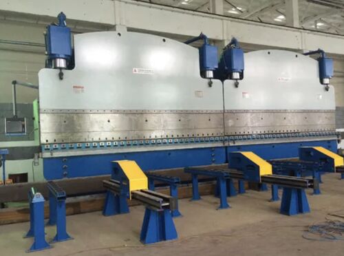 กรณี บริษัท ล่าสุดเกี่ยวกับ CNC Tandem Press Brake ทําให้การผลิตแบบยาวในเกจารัต ประเทศอินเดีย