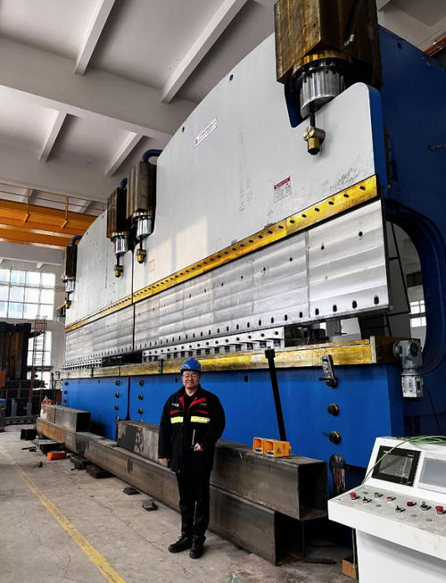 บล็อกบริษัทล่าสุดเกี่ยวกับ CNC TANDEM HYDRAULIC PRESS BRAKE ได้ถูกส่งออกไปยังอินเดียเมื่อเร็วๆ นี้