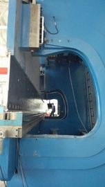 ความลึกของคอ 1000 มม CNC เครื่องยัดไฮดรอลิกสําหรับการทําสตาร์ไฟ