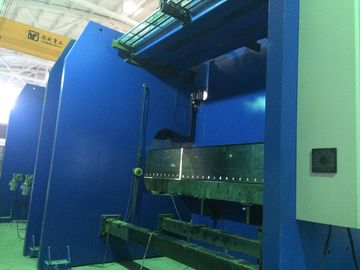 ความลึกของคอ 1000 มม CNC เครื่องยัดไฮดรอลิกสําหรับการทําสตาร์ไฟ