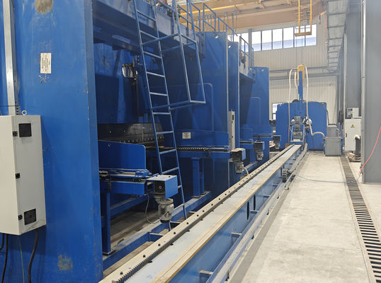 650T / 6500mm เทนเดมเพรสเบรกสําหรับเสาไฟและเสาสูง