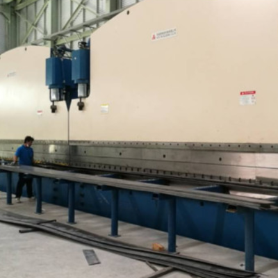 2-WE67K-400/7000 CNC Tandem Press Brake 400T 7m สำหรับเสาไฟเสา