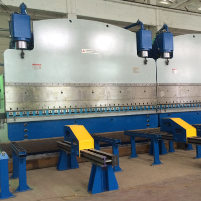 CNC Tandem Hydraulic Press Brake ด้วยกําลังทํางาน 2X1200Ton และความยาวโต๊ะ 2X6250mm สําหรับอายุการใช้งานยาว