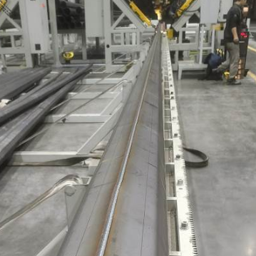 เครื่องผสมผสานขั้ว CNC 12m แรงผลักดัน MIG Street Light Pole