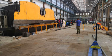 เครื่องบิดแผ่นไฮดรอลิก CNC ที่เชื่อมคู่สําหรับสายการผลิตเสาไฟ