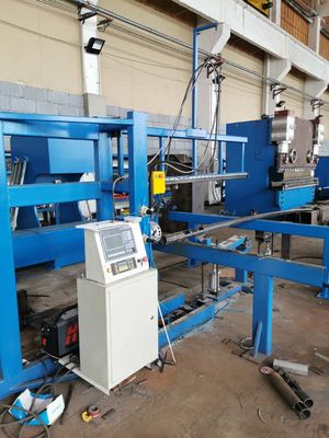 Good price เครื่องตัดประตูเสาเบา / เครื่องตัดพลาสมาอัตโนมัติ CNC กว้าง 350 มม, กระแทก 2000 มม ออนไลน์