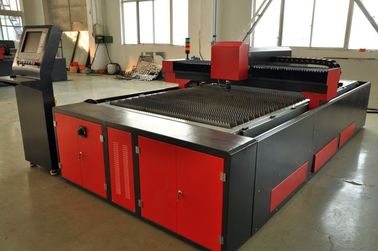 500W ความแม่นยำสูง CNC เครื่องตัดเลเซอร์ YAG 1500 X 3000 สำหรับงานโลหะแผ่น