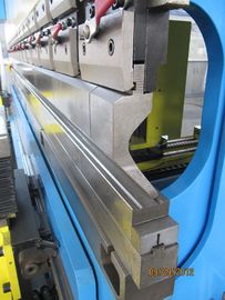 ห่านคอกดเบรคหมัดและตาย / เครื่องมือแม่พิมพ์สำหรับเครื่องดัด